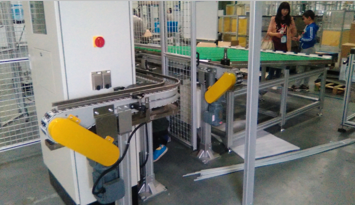 �{�F����\ݔ�;�